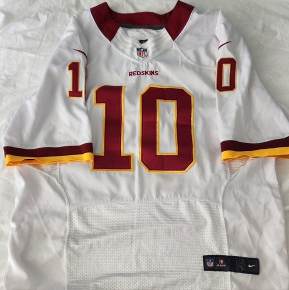AUTHENTIC NIKE WASHINGTON REDSKINS ROBERT GRIFFIN III(RGIII) JERSEY SIZE 52 (XL) - Picture 1 of 3